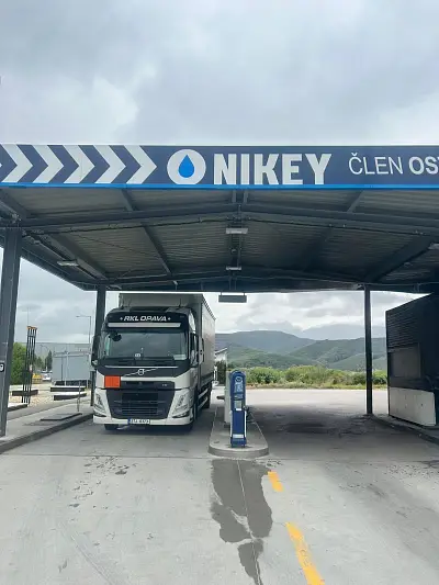 Sustainability is in full swing: our lorries are fuelled by HVO